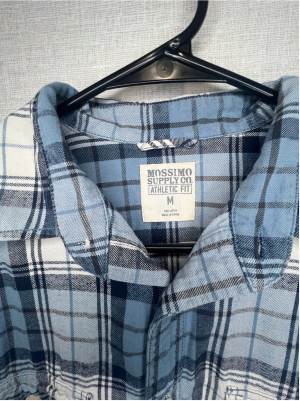 Mossimo Supply Co. Blue And White Athletic Fit Plaid Long Sleeve Flannel Shirt - Picture 3 of 4